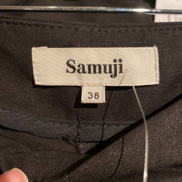 Samuji Verlee Shorts (Black) - Picture 4 of 5